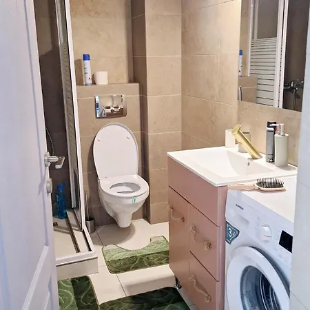 Eva 200m De Plaja Apartamento Năvodari